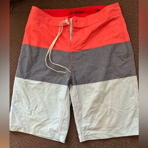 Men's Goodfellow™ & Co. Color Block Swim Trunks, Size 28 with 10” Inseam